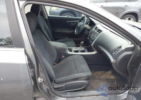 2015 Nissan Altima 2.5/2.5 S/2.5 Sl/2.5 Sv из США, поврежденный, VIN 1N4AL3AP3FN324151